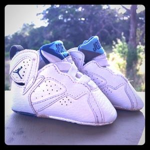 Huge discount when bundled w Jorden onesie set! 👀